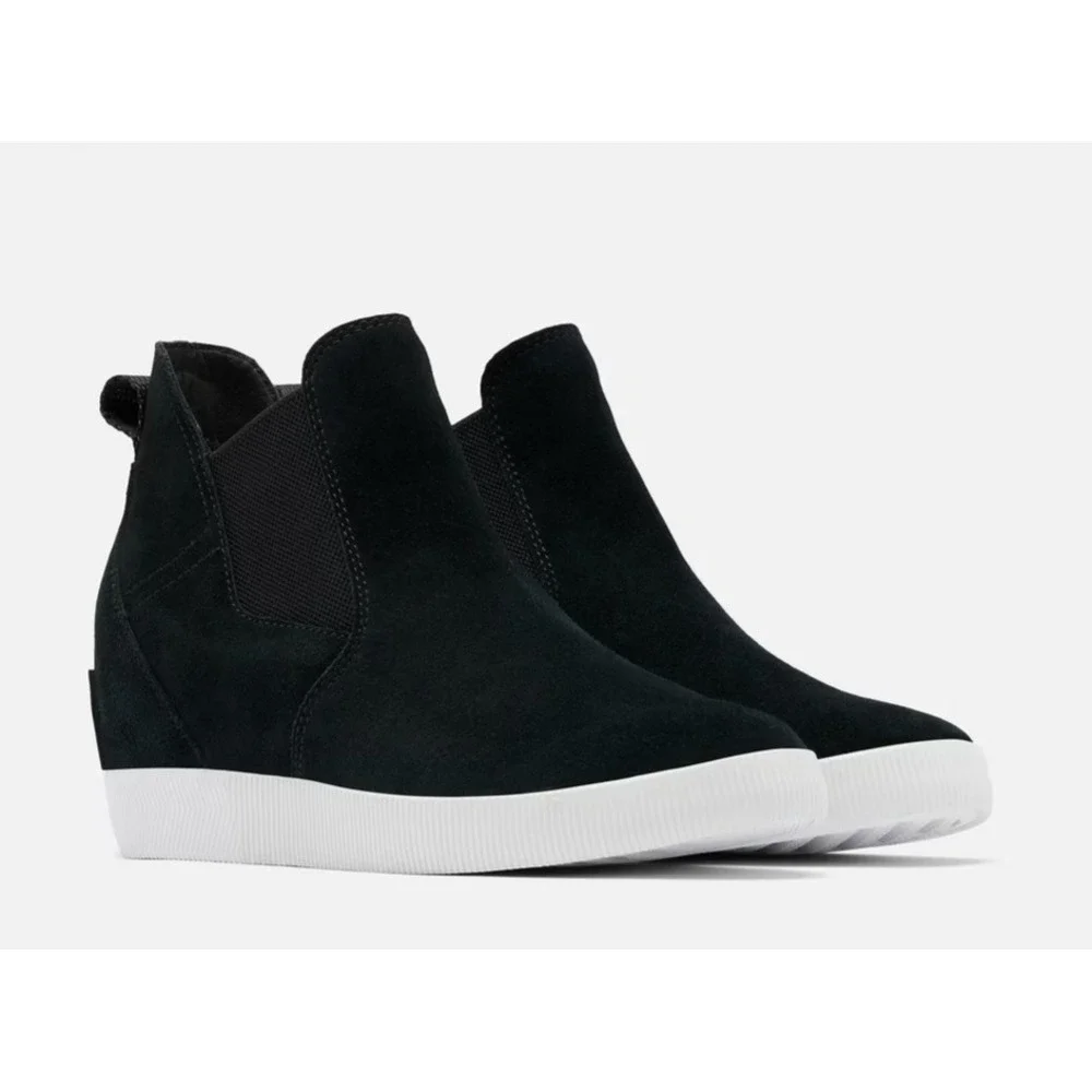 SOREL® (Women's 6)‎ Out N About™ Waterproof Slip-On Wedge Bootie in Black/White